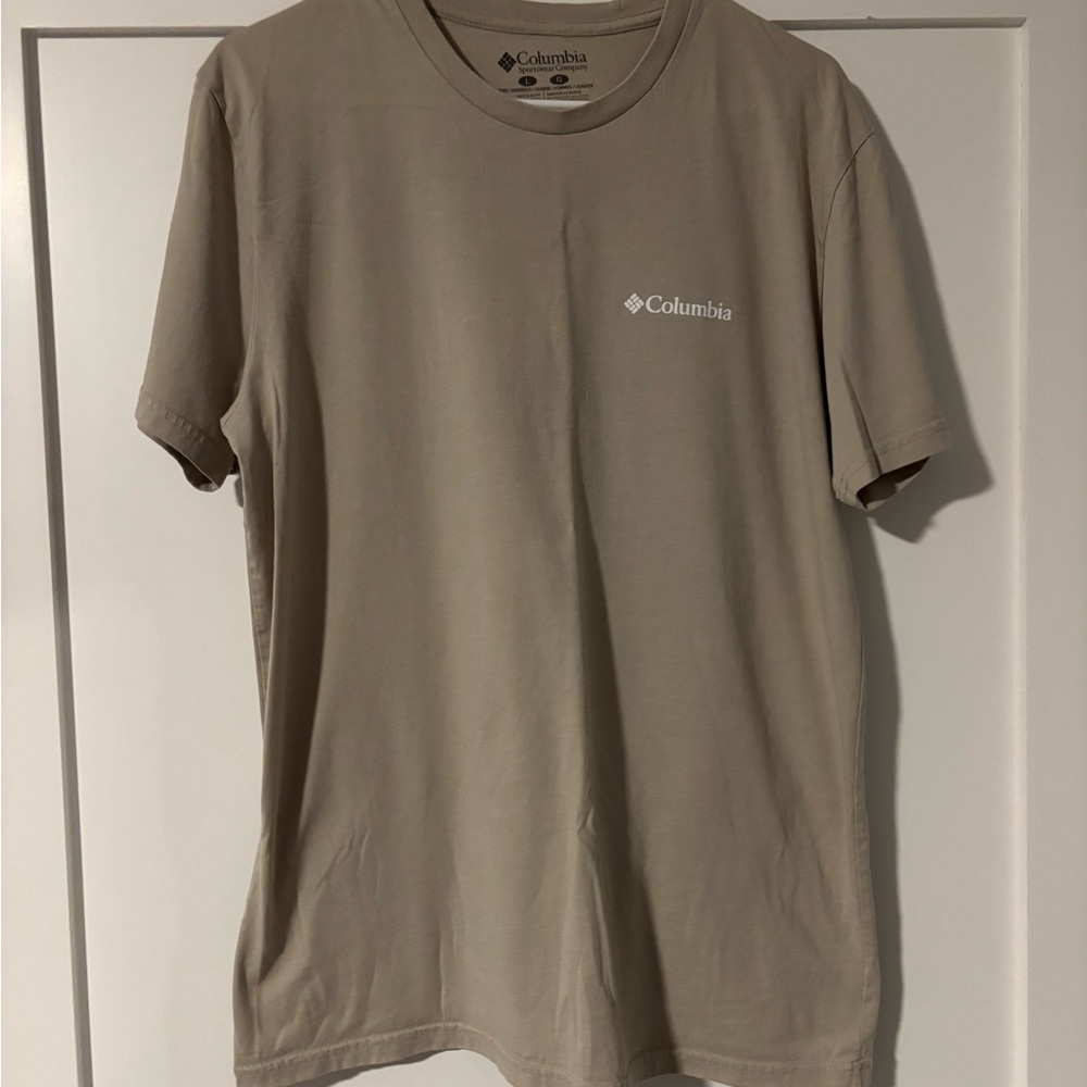 Columbia Men's Tan Short Sleeve Tee